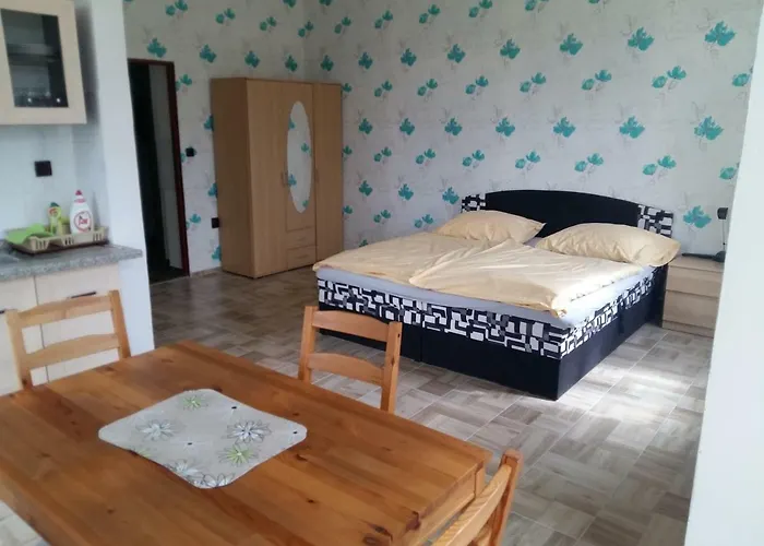 Jungmannova 3* Šluknov
